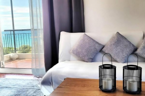 Pool & Seaview apartment beachside